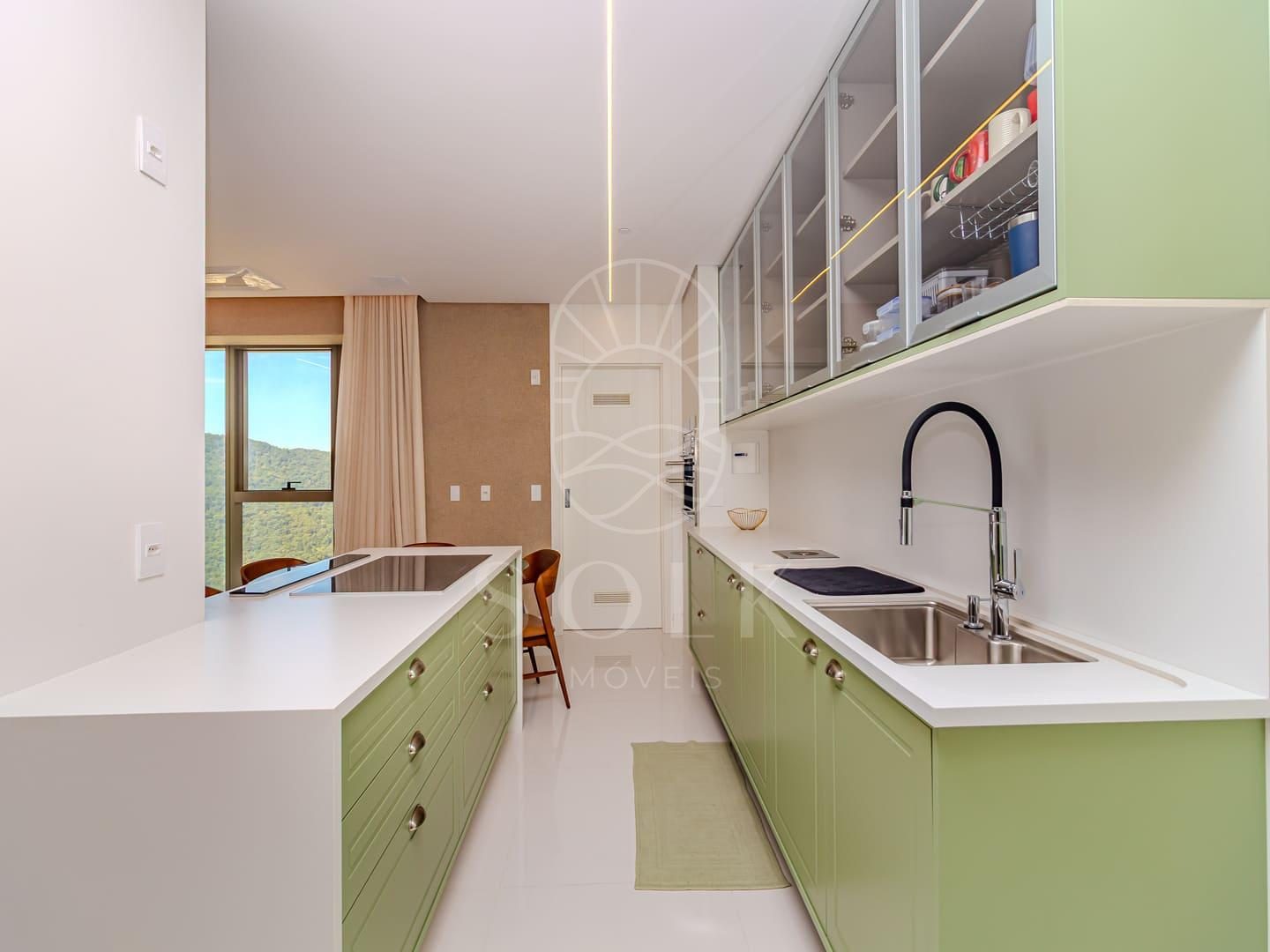 Yachthouse 44
