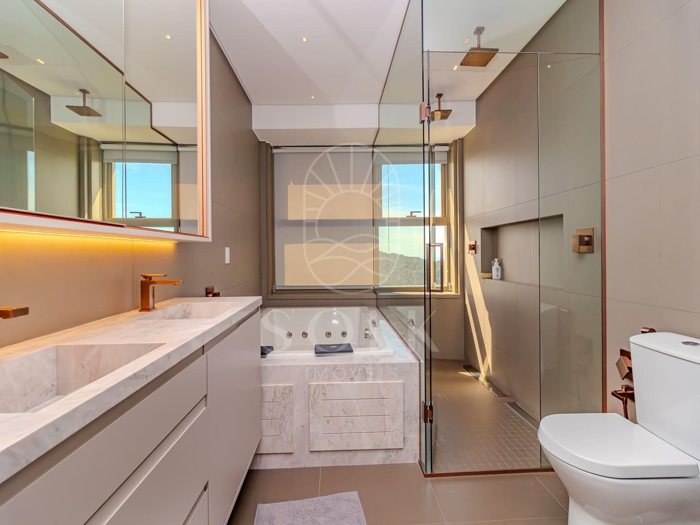 Yachthouse 6